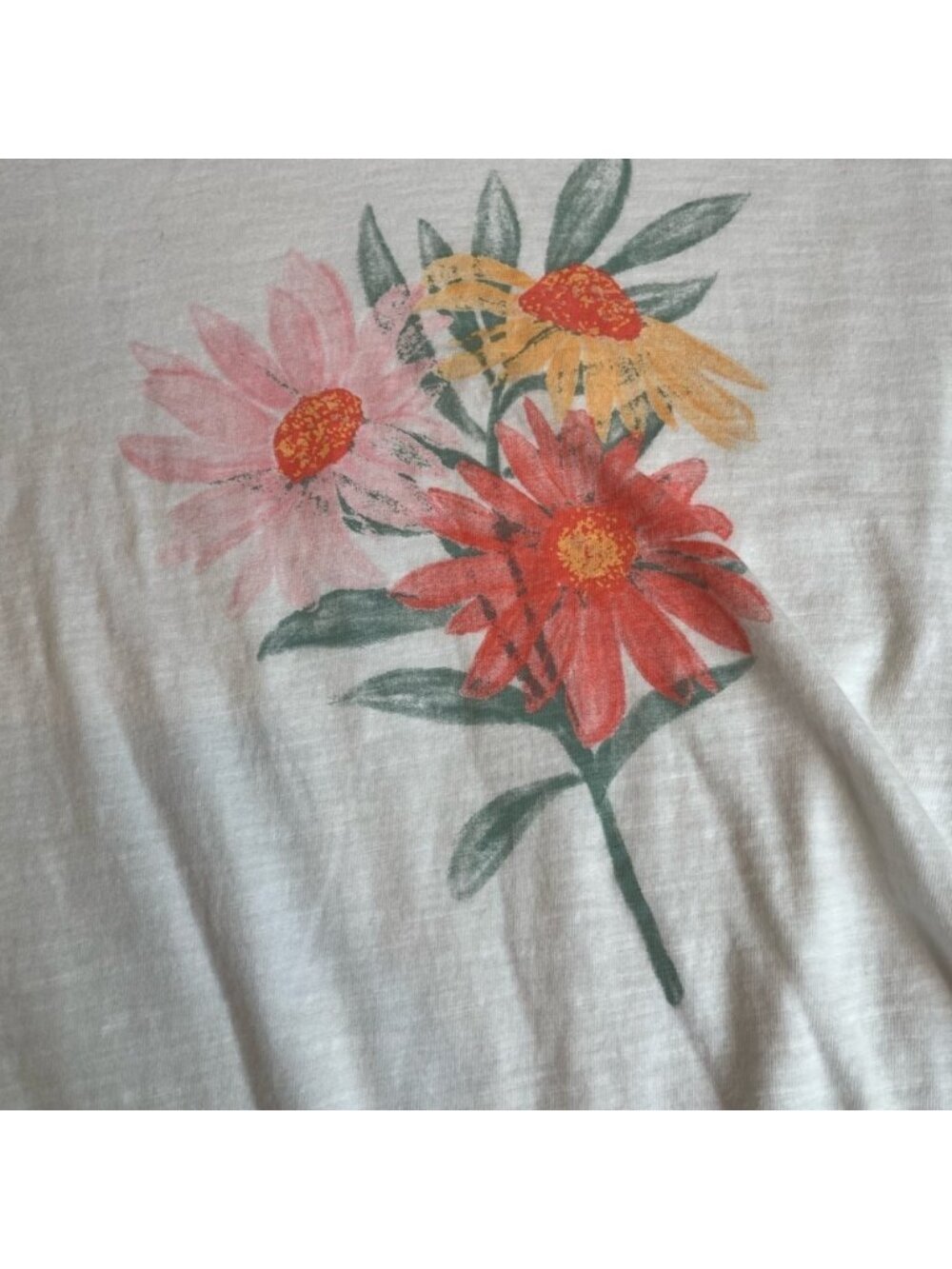 Cream Short Sleeve T-Shirt with Floral Design - Picture 3 of 4